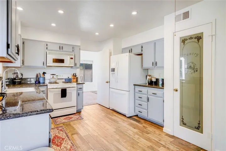 25424 Hampton Place, Saugus, California 91350