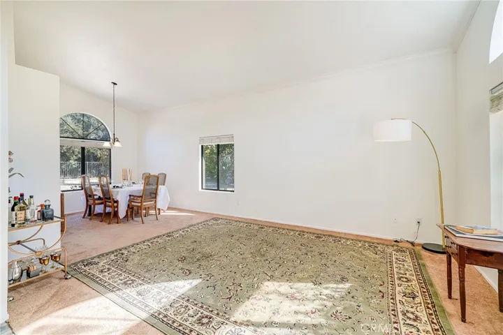 25424 Hampton Place, Saugus, California 91350