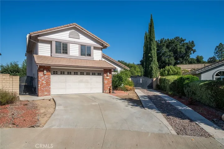 25424 Hampton Place, Saugus, California 91350