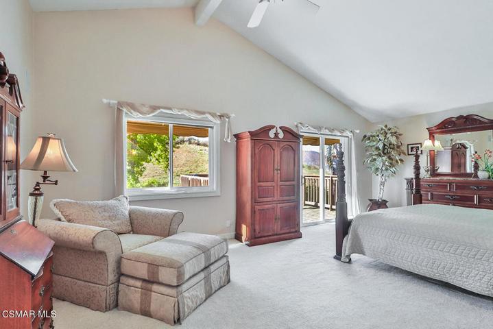 mPrimary Bedroom Suite1