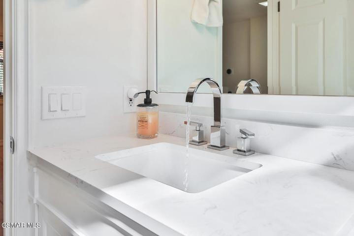 gGuest Bath2