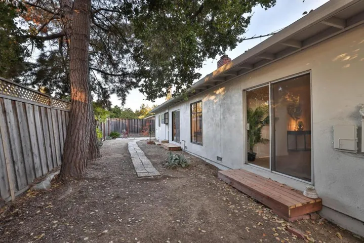 1050 Yorktown Drive, Sunnyvale, California 94087