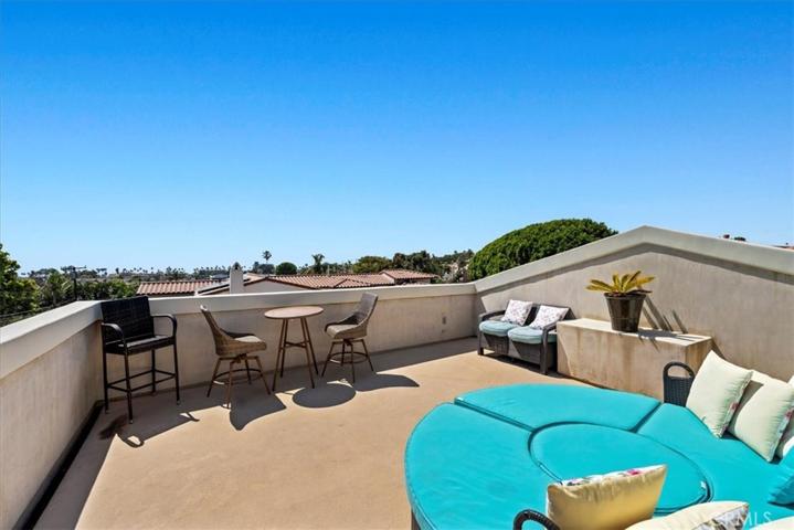 728 Avenue C, Redondo Beach, California 90277