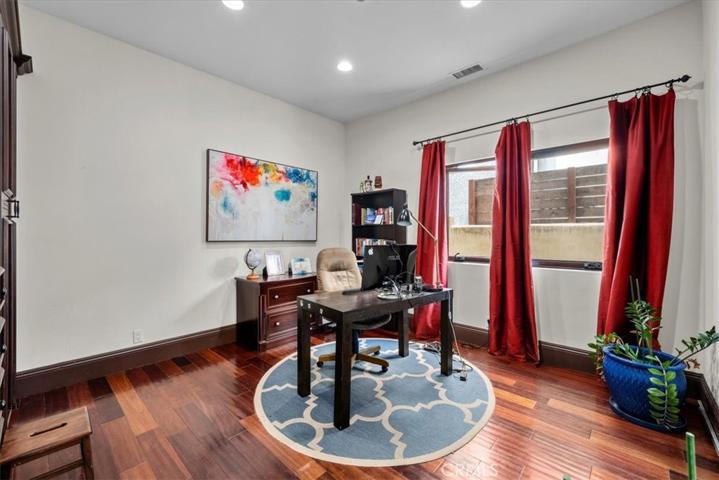 728 Avenue C, Redondo Beach, California 90277