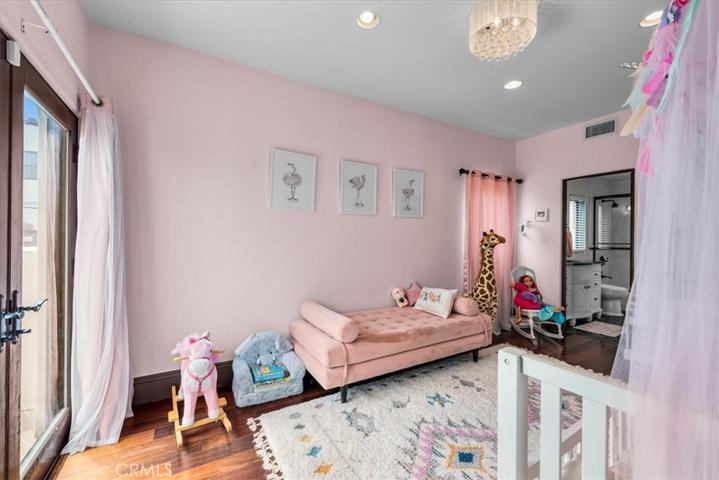 728 Avenue C, Redondo Beach, California 90277