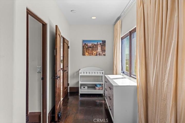 728 Avenue C, Redondo Beach, California 90277