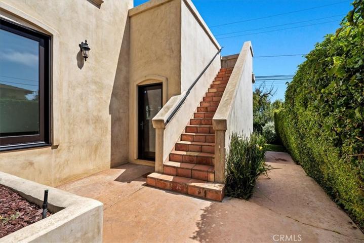 728 Avenue C, Redondo Beach, California 90277