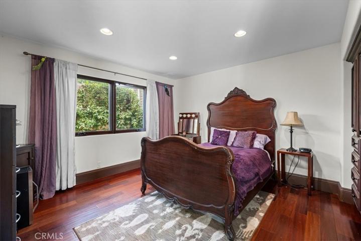 728 Avenue C, Redondo Beach, California 90277