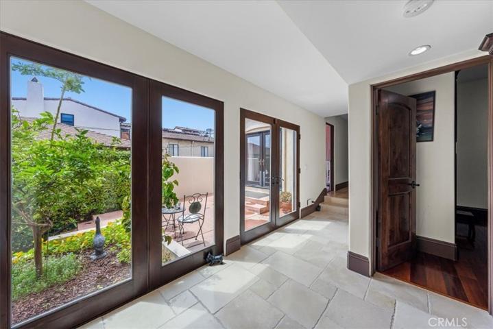 728 Avenue C, Redondo Beach, California 90277