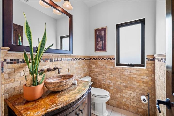 728 Avenue C, Redondo Beach, California 90277
