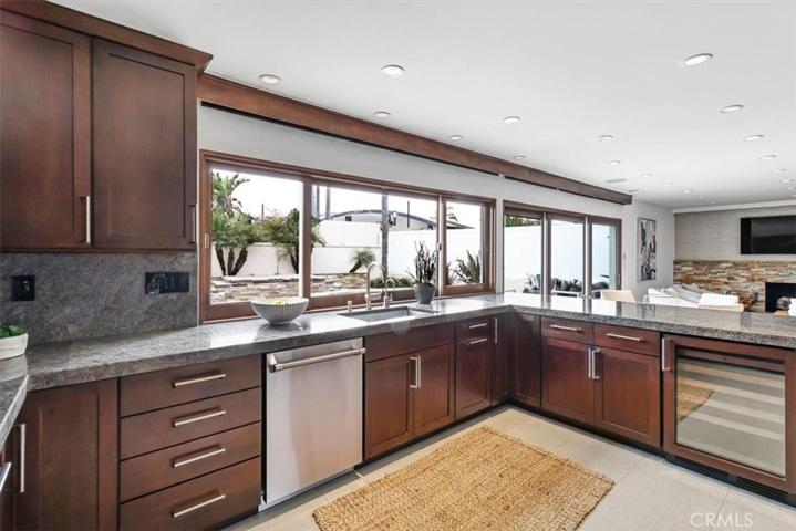 19451 Surfdale Lane, Huntington Beach, California 92648