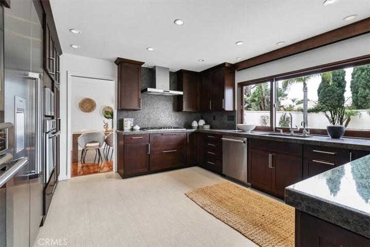 19451 Surfdale Lane, Huntington Beach, California 92648