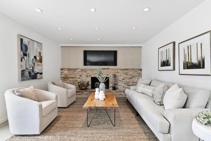 19451 Surfdale Lane, Huntington Beach, California 92648