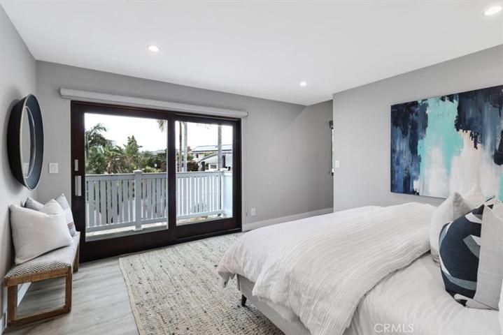 19451 Surfdale Lane, Huntington Beach, California 92648