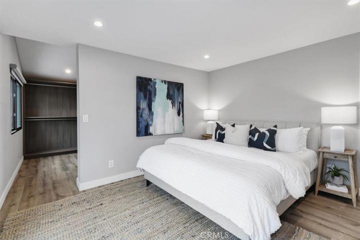 19451 Surfdale Lane, Huntington Beach, California 92648