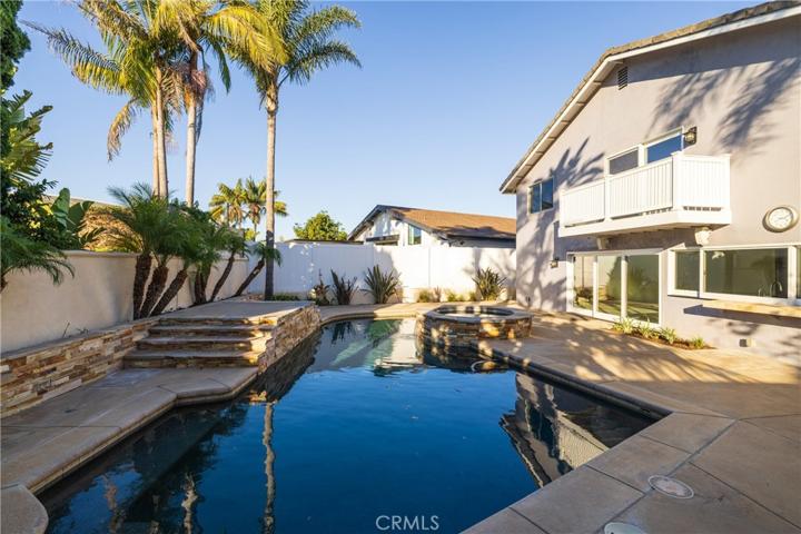 19451 Surfdale Lane, Huntington Beach, California 92648