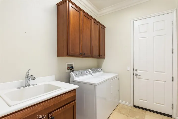 5520 Corte Benisa, Hemet, California 92545