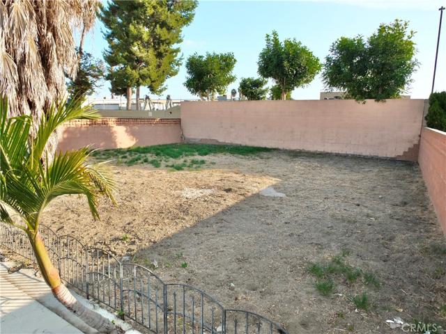 8272 4th Street, Buena Park, California 90621