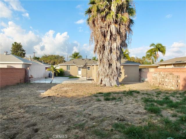 8272 4th Street, Buena Park, California 90621