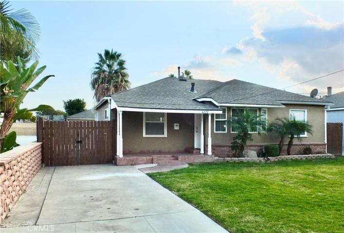 8272 4th Street, Buena Park, California 90621