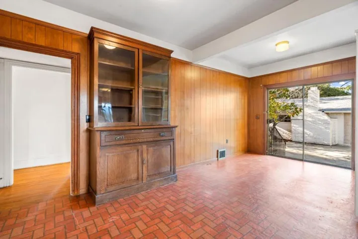 2304 Whipple Avenue, Redwood City, California 94062