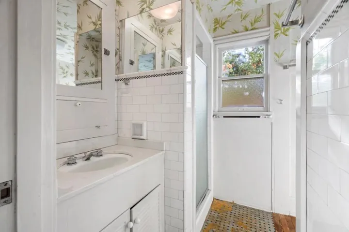 2304 Whipple Avenue, Redwood City, California 94062