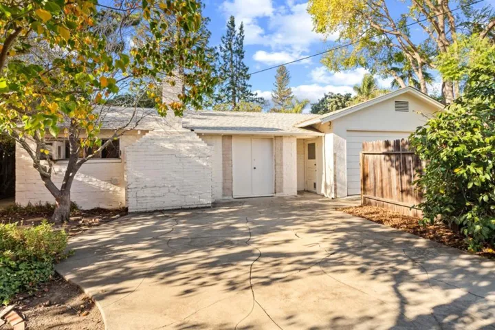 2304 Whipple Avenue, Redwood City, California 94062