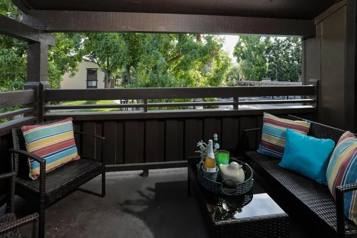 765 San Antonio Road 18, Palo Alto, California 94303