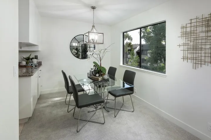 765 San Antonio Road 18, Palo Alto, California 94303
