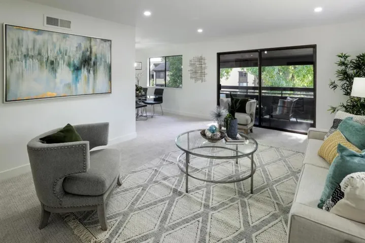 765 San Antonio Road 18, Palo Alto, California 94303