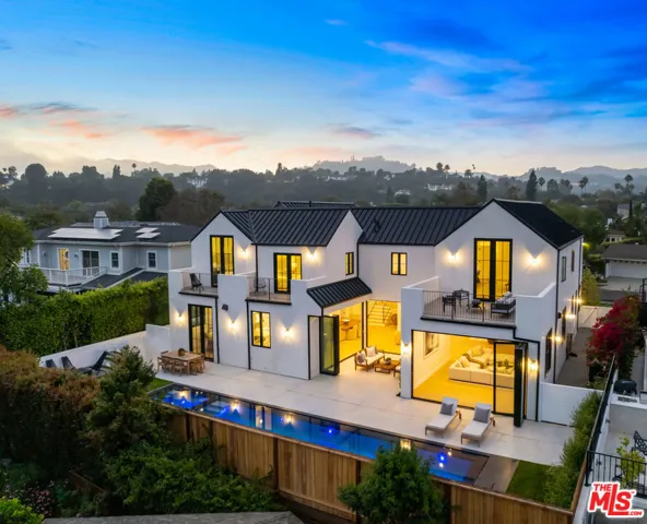 13106 Pontoon Place, Los Angeles, California 90049