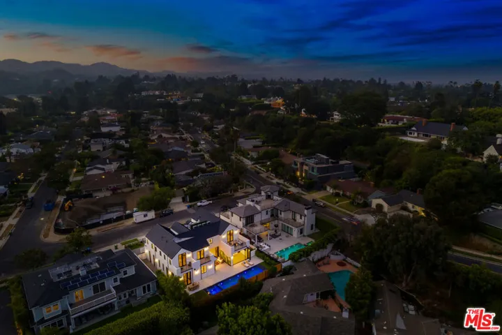 13106 Pontoon Place, Los Angeles, California 90049