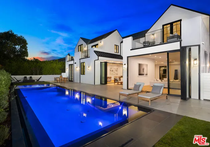 13106 Pontoon Place, Los Angeles, California 90049