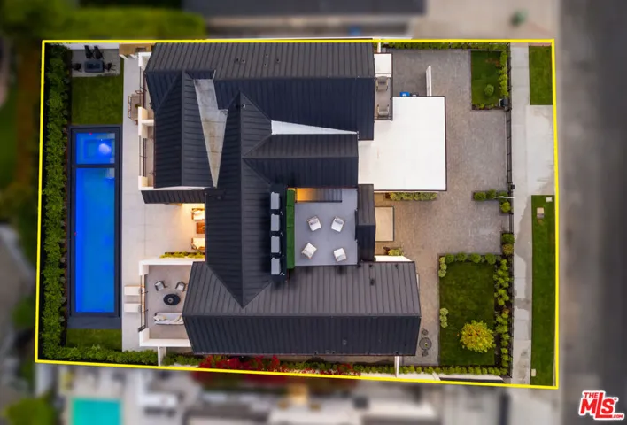 13106 Pontoon Place, Los Angeles, California 90049