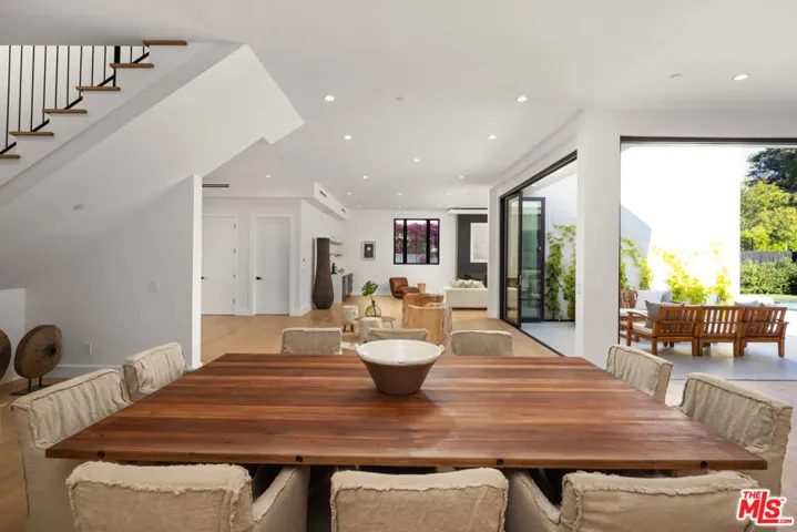 13106 Pontoon Place, Los Angeles, California 90049