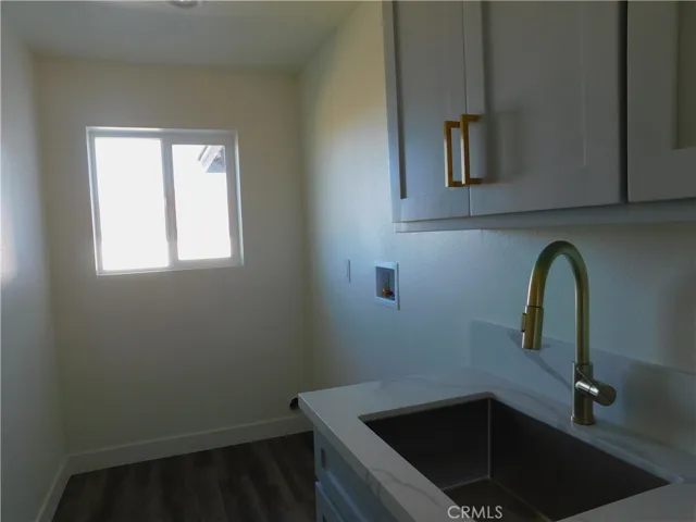 8318 10th Avenue, Hesperia, California 92345