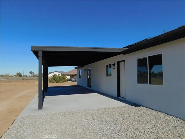 8318 10th Avenue, Hesperia, California 92345