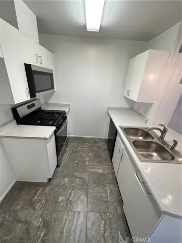 7001 Church Avenue Unit 19, Highland, California 92346