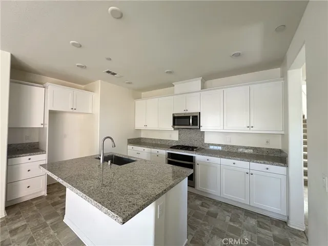 7521 Shorthorn Street, Chino, California 91708