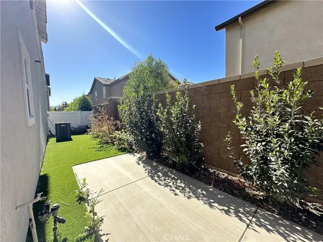 7521 Shorthorn Street, Chino, California 91708