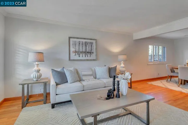 LR with hardwood floor