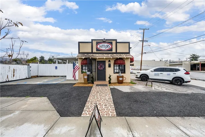 12059 1st Street, Yucaipa, California 92399