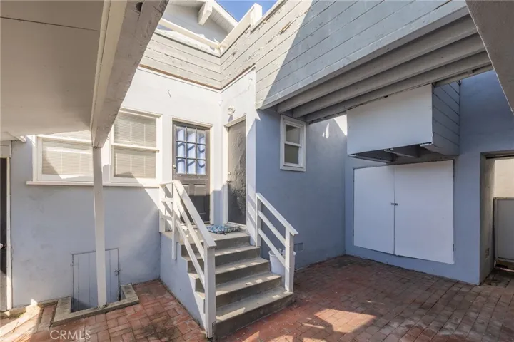 208 18th Street, Manhattan Beach, California 90266