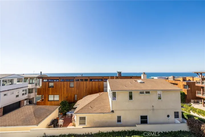 208 18th Street, Manhattan Beach, California 90266