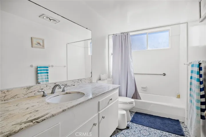 208 18th Street, Manhattan Beach, California 90266