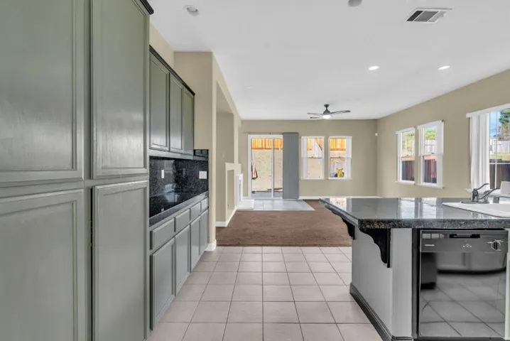 2824 Olivewood Lane, Vallejo, California 94591