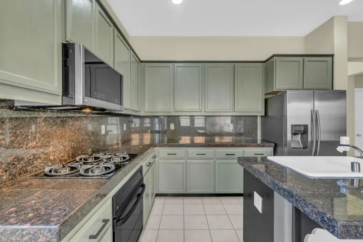 2824 Olivewood Lane, Vallejo, California 94591