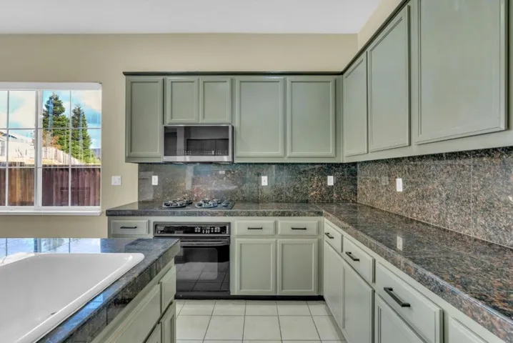 2824 Olivewood Lane, Vallejo, California 94591