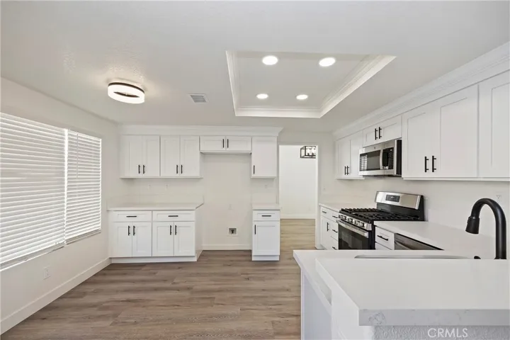 28566 River Glen Court, Menifee, California 92584