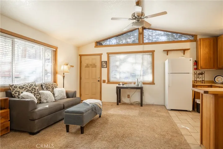 737 Pine Lane, Sugarloaf, California 92386